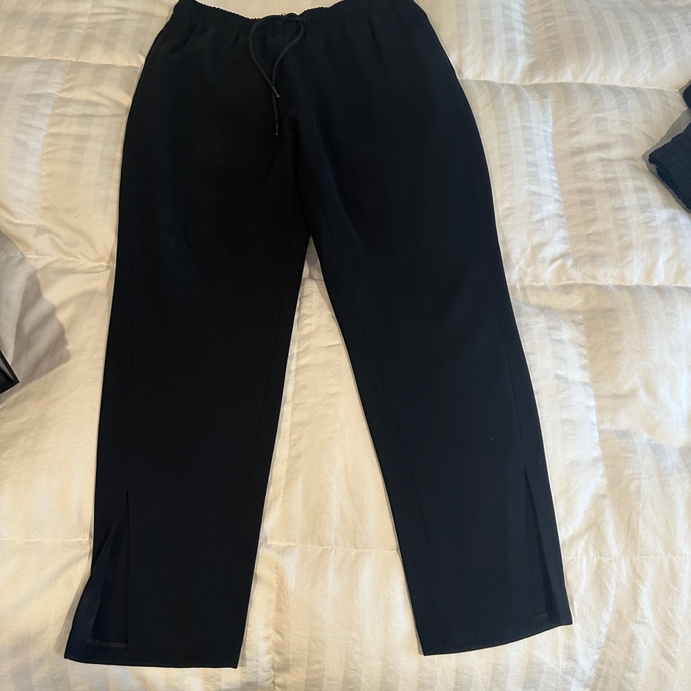 Theory drawstring pull on pants size 8